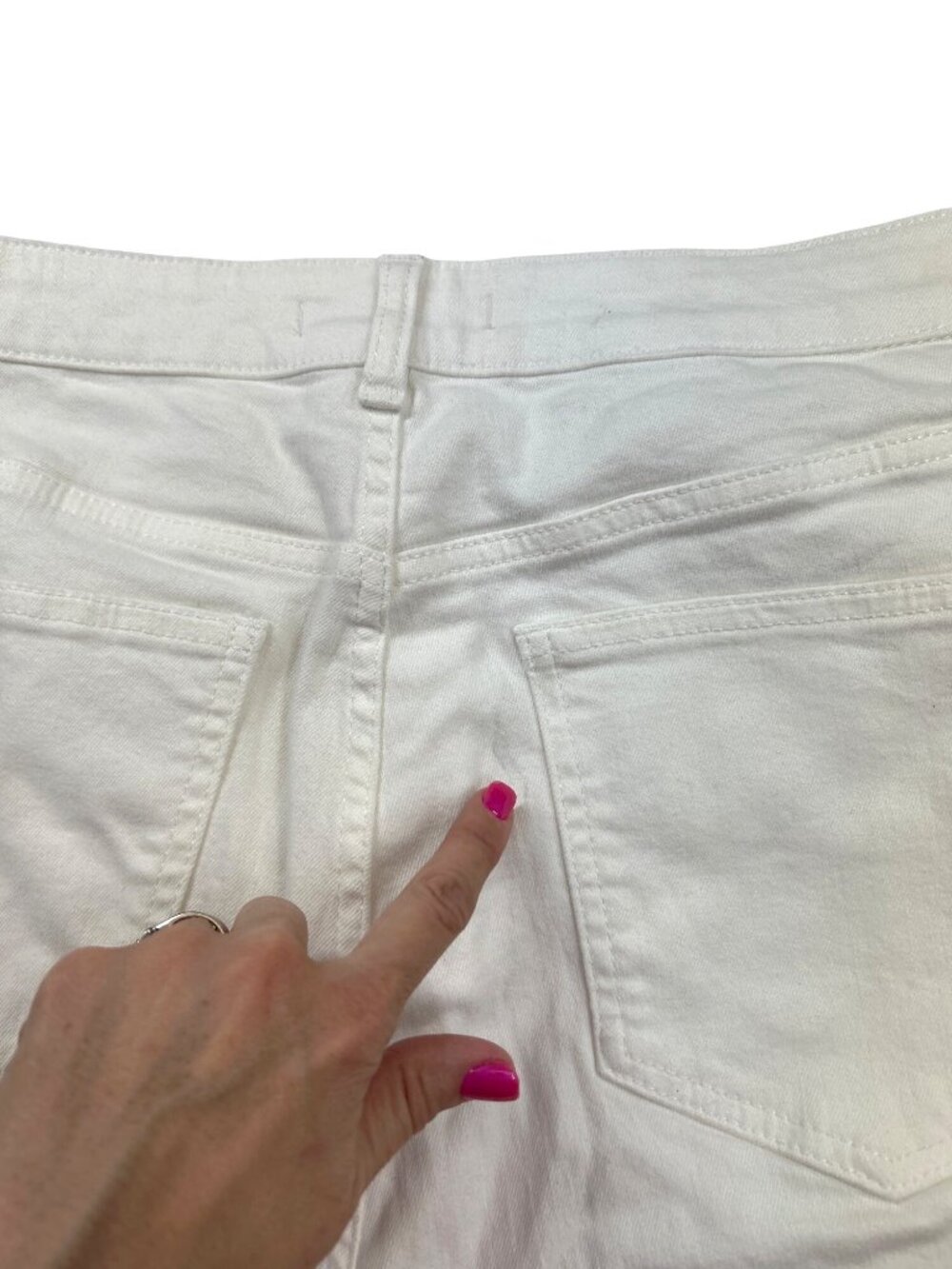 SALE!We The Free White Embroidered Jeans Size 31 Floral Cutout Frayed Hem - Picture 11 of 12